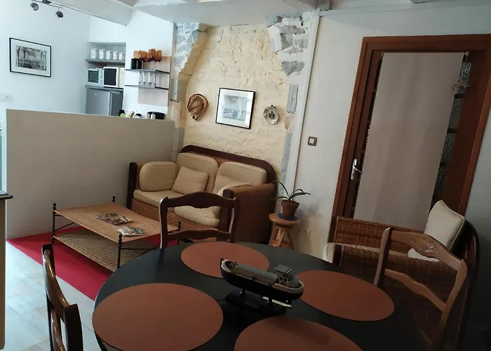 Hébergement de vacances La Genête *